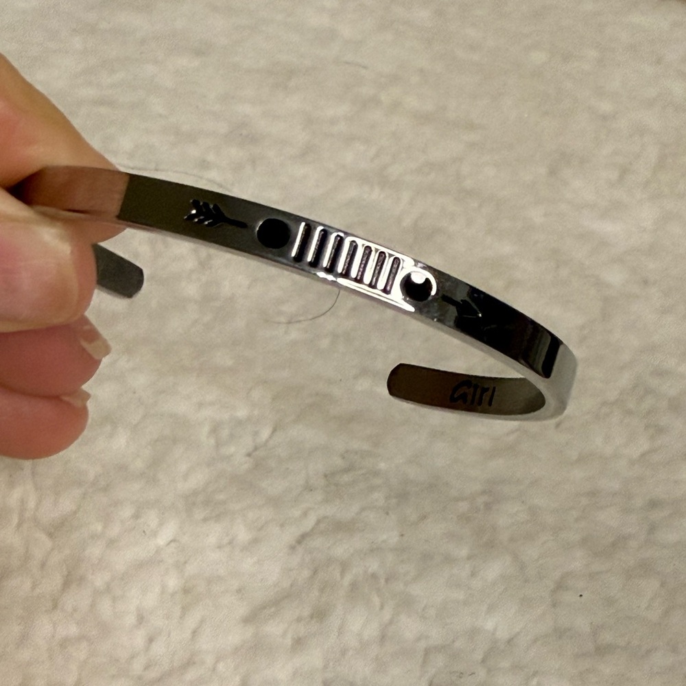 Jeep Girl Metallic Open Cuff Bracelet - Picture 2 of 5
